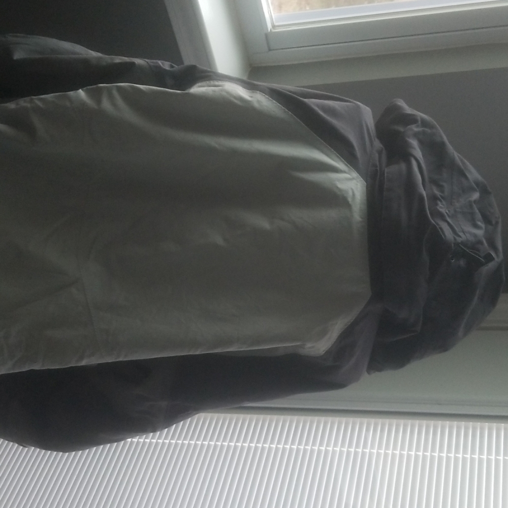 Mountain Hard Wear Coat View 2